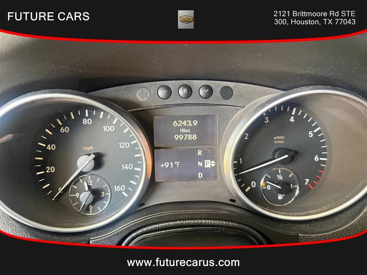 Mercedes-Benz M-Class  2010