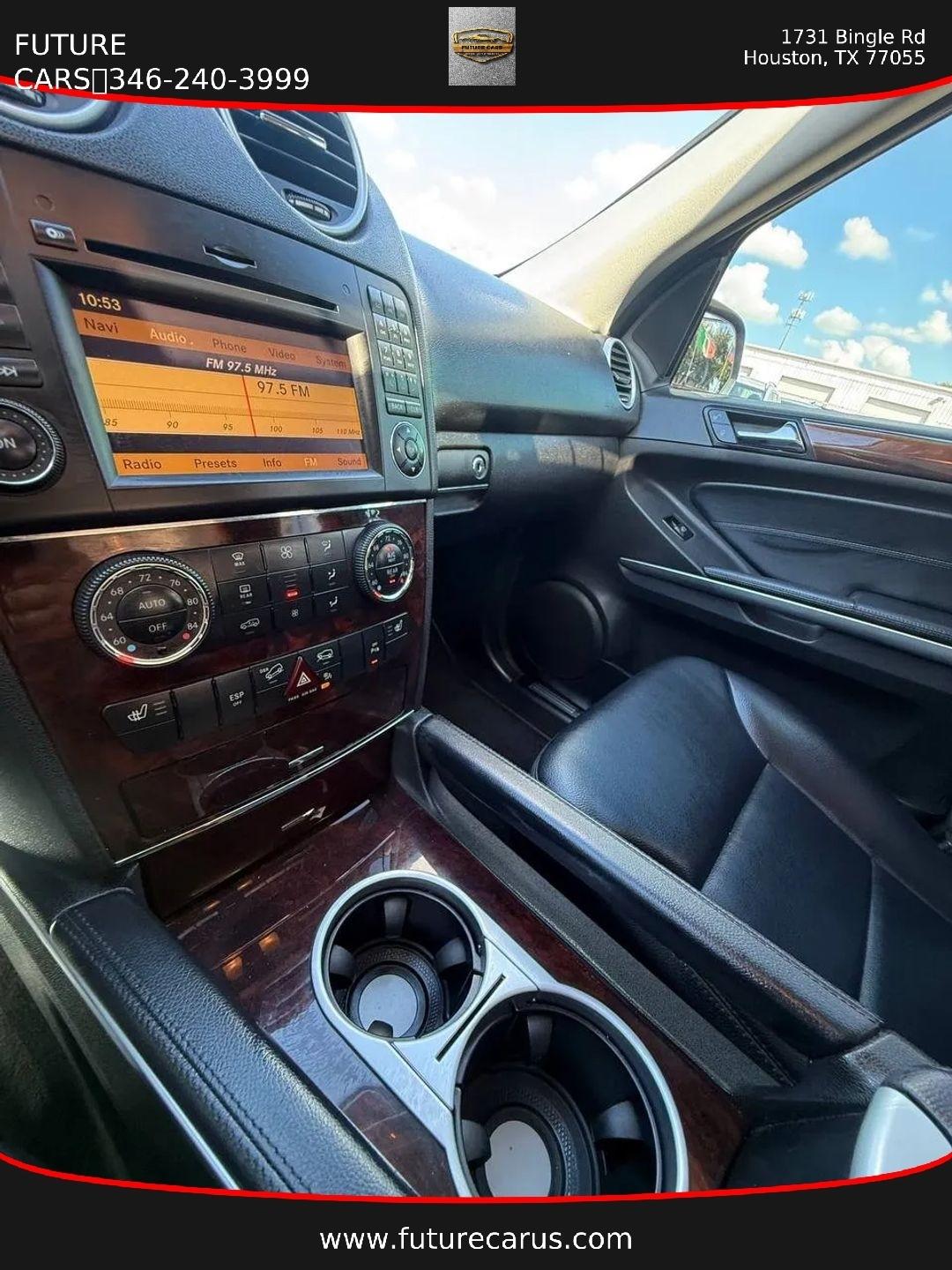 Mercedes-Benz M-Class  2010