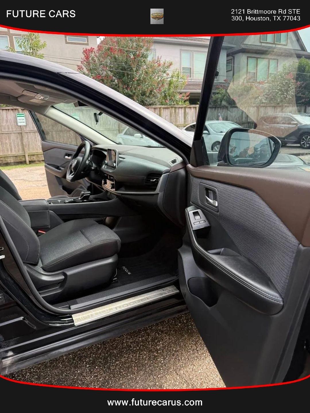 Nissan Rogue  2021