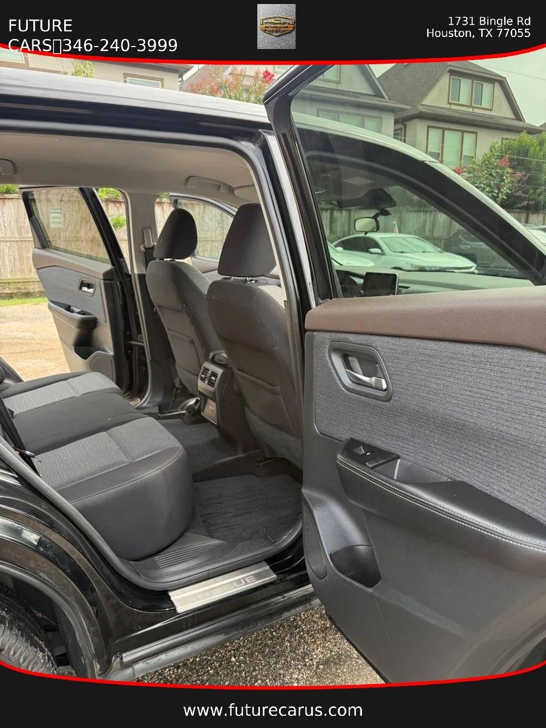 Nissan Rogue  2021