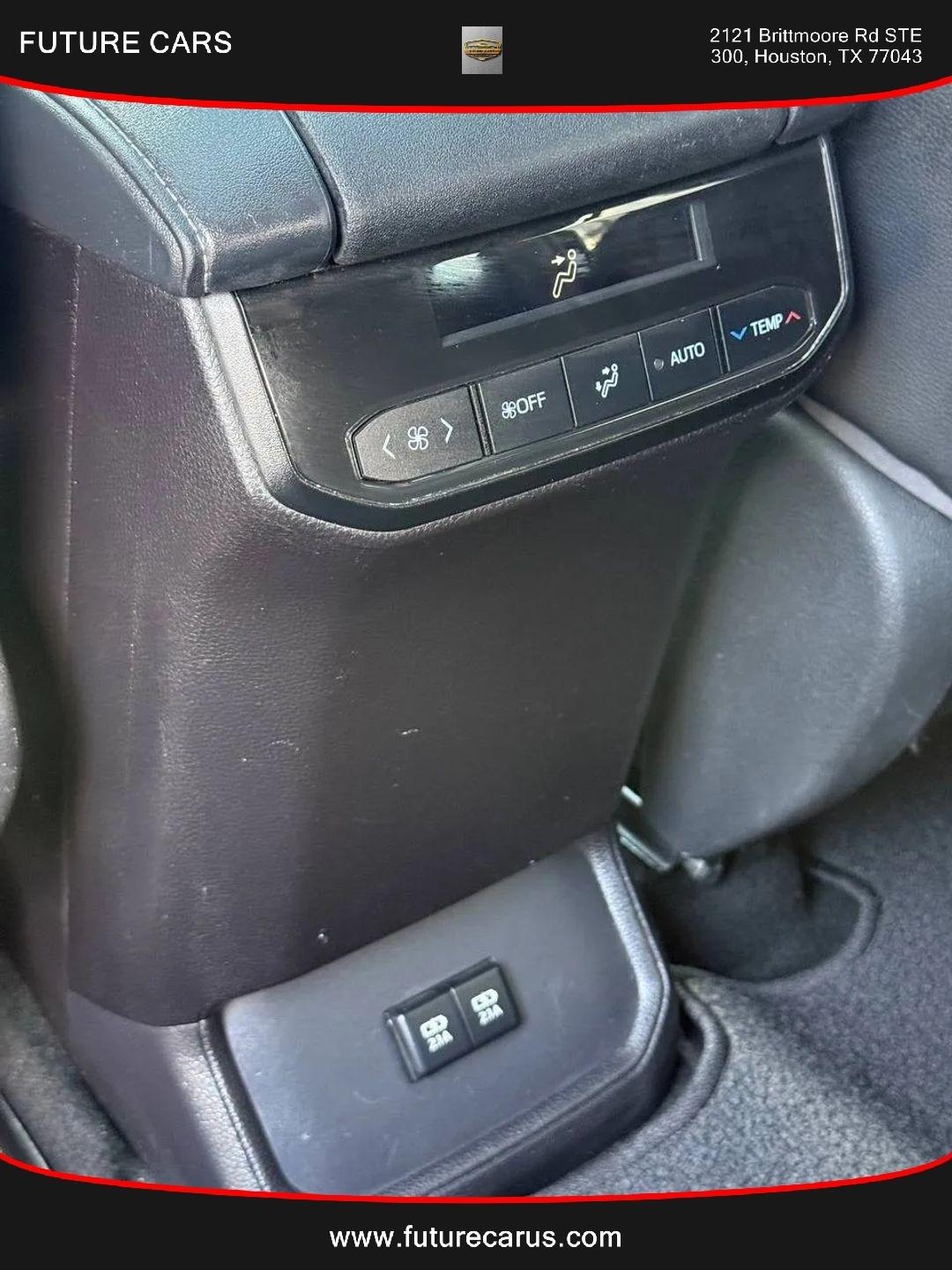 Toyota Highlander  2020