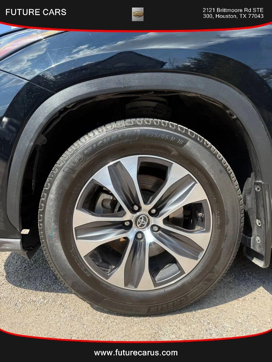 Toyota Highlander  2020