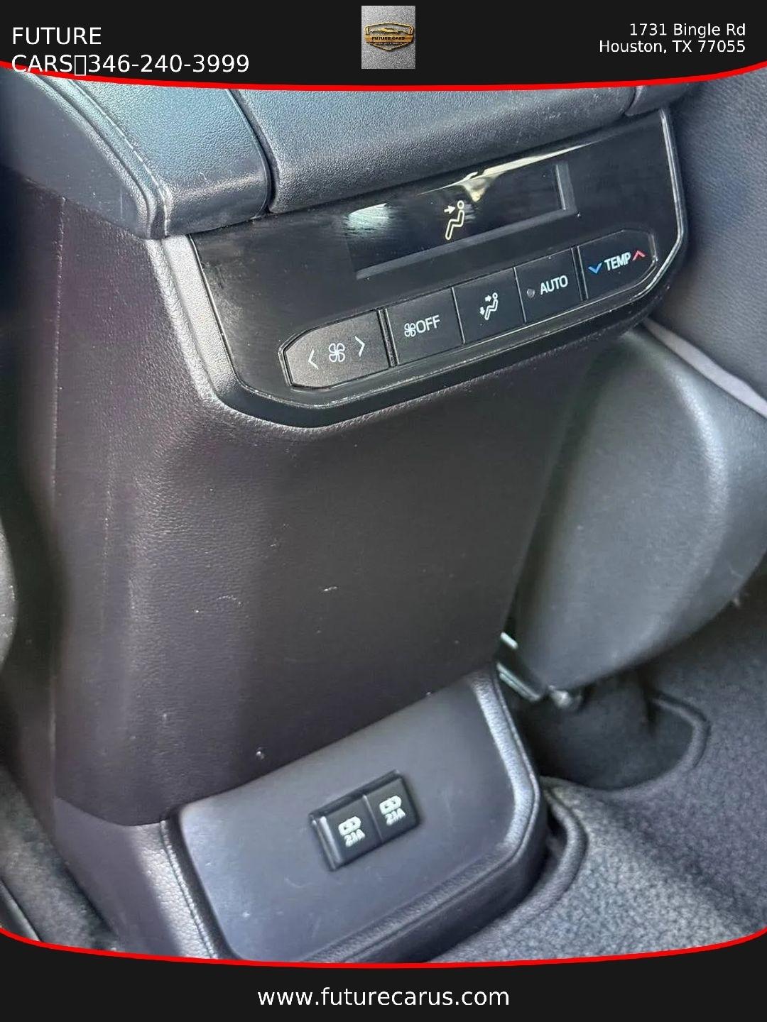 Toyota Highlander  2020