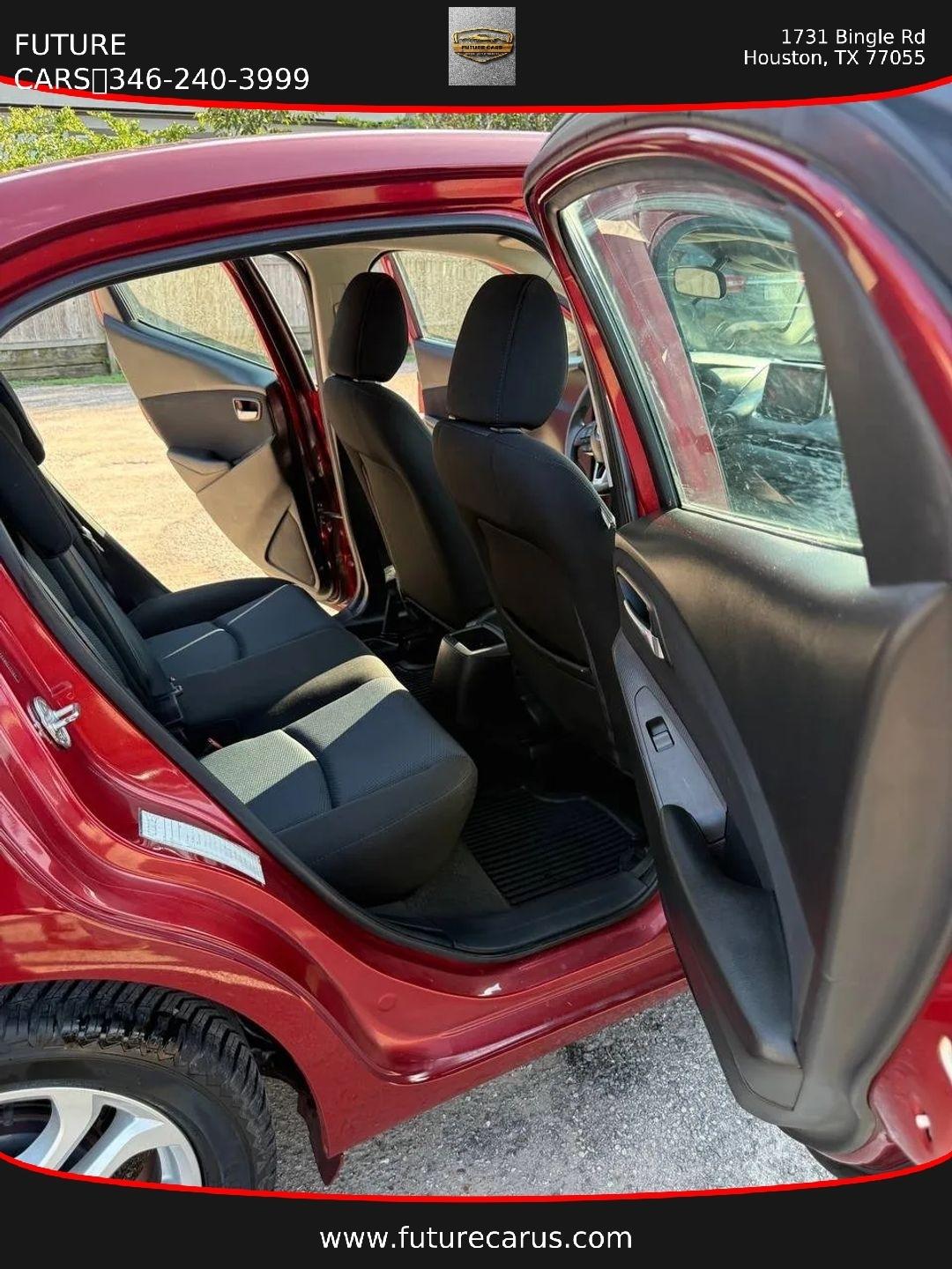 Toyota Yaris iA  2017