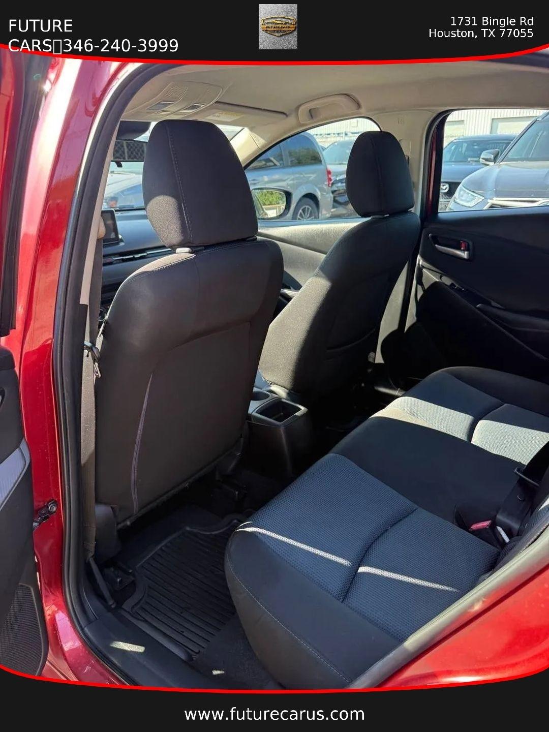 Toyota Yaris iA  2017