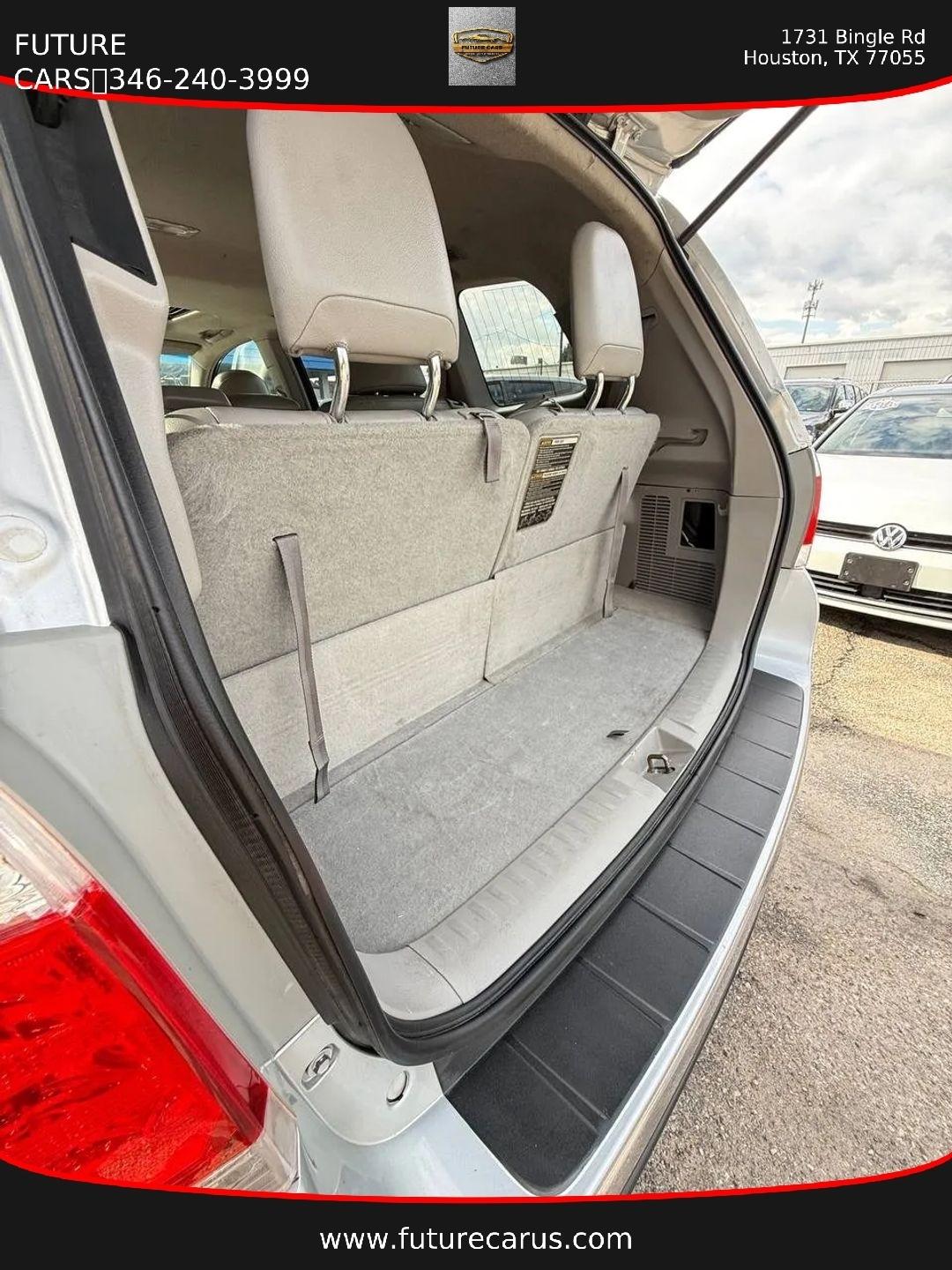 Toyota Highlander  2013