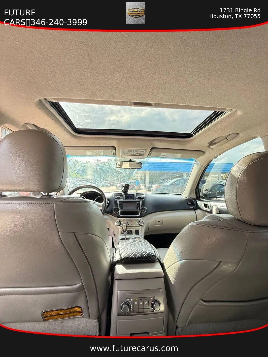 Toyota Highlander  2013
