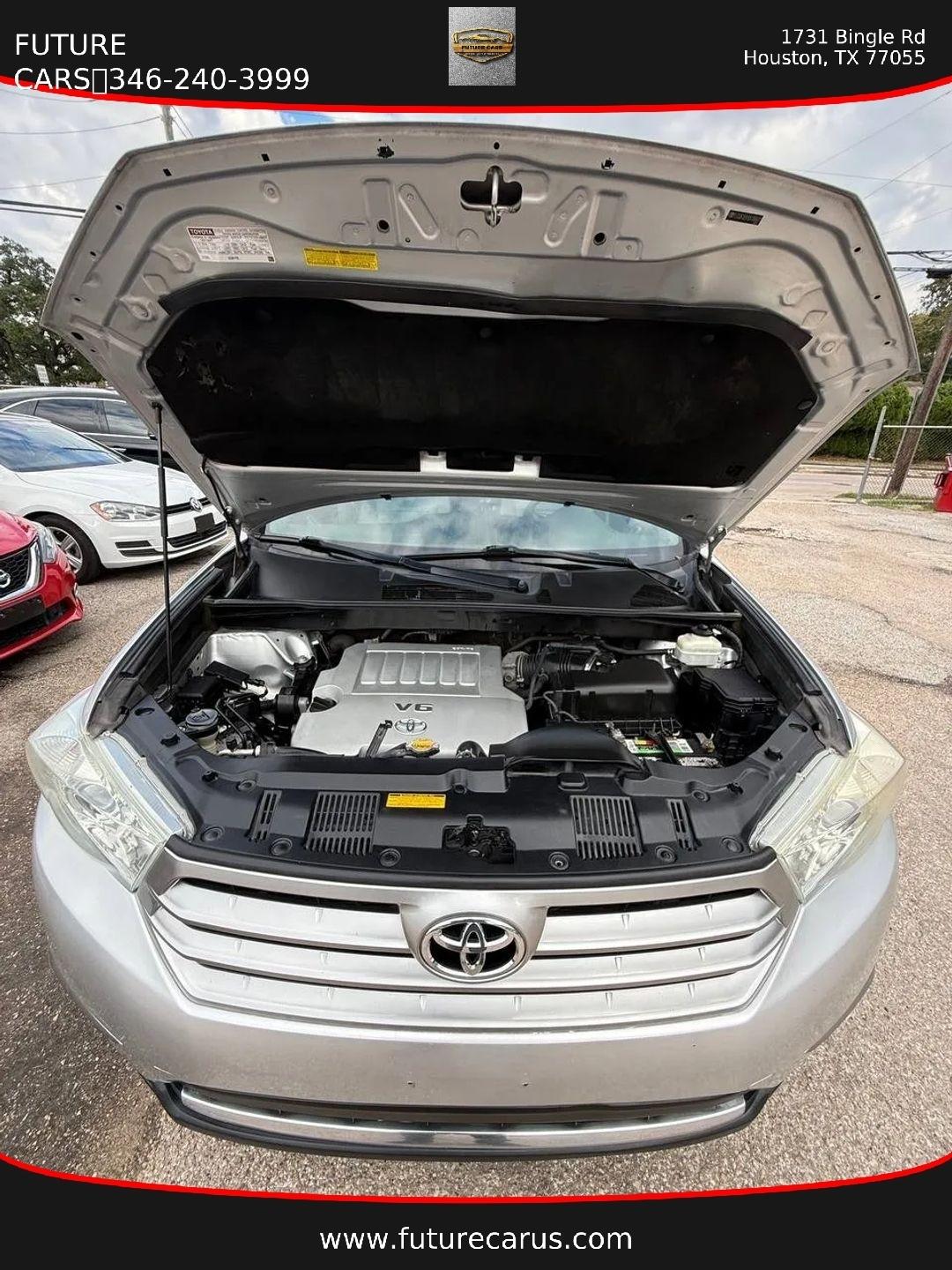 Toyota Highlander  2013