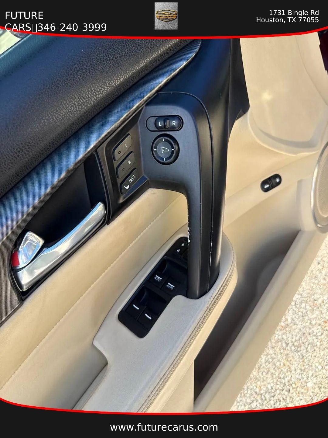 Acura TL  2012