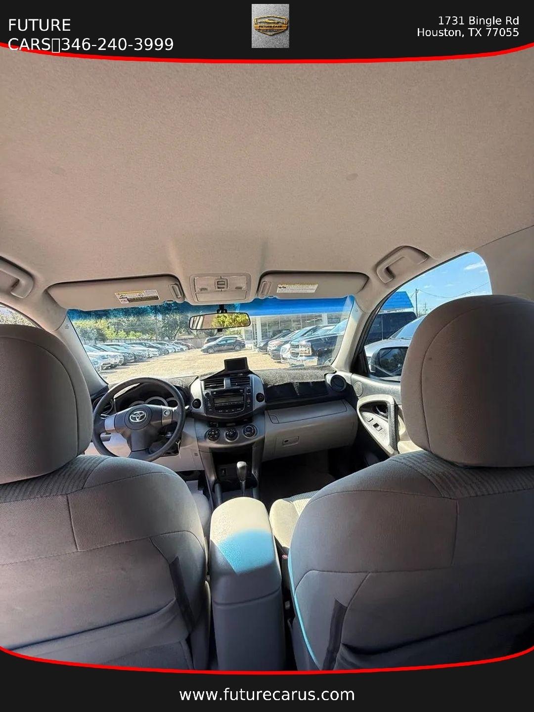 Toyota RAV4  2010