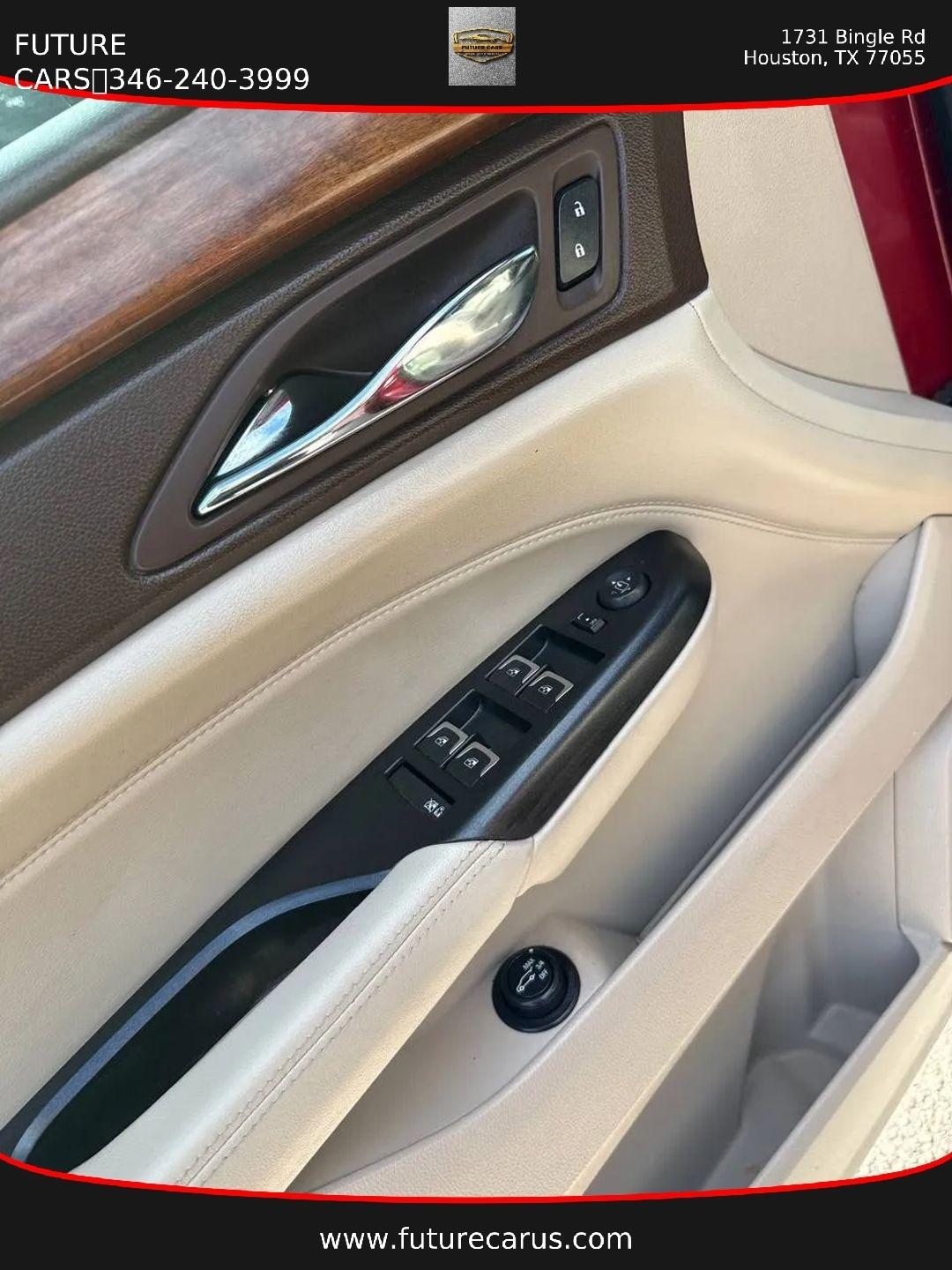 Cadillac SRX  2014