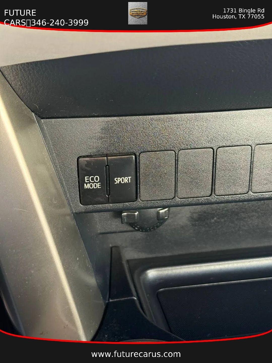 Toyota RAV4  2014