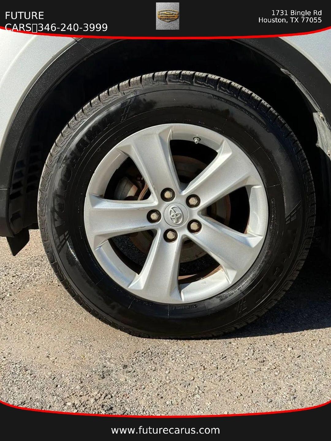 Toyota RAV4  2014