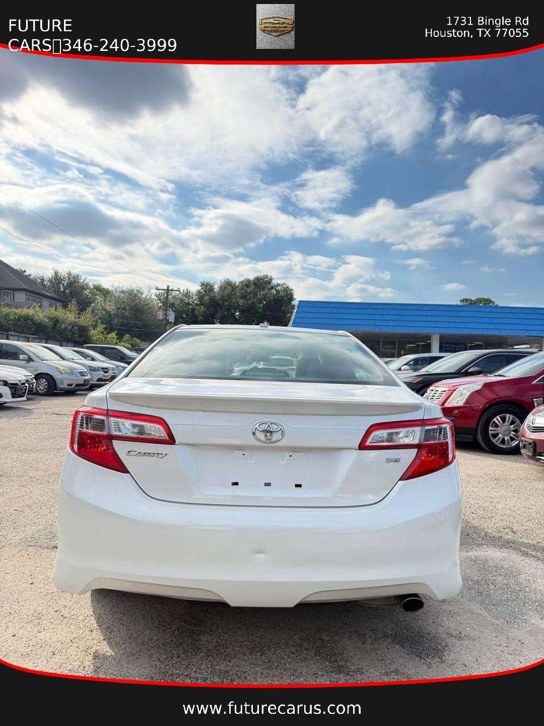 Toyota Camry  2012