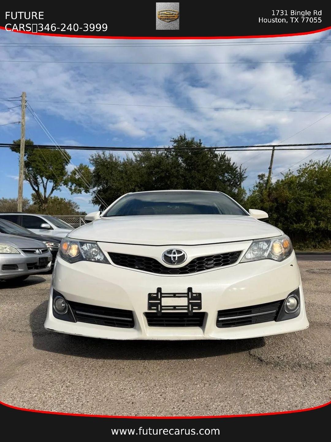 Toyota Camry  2012
