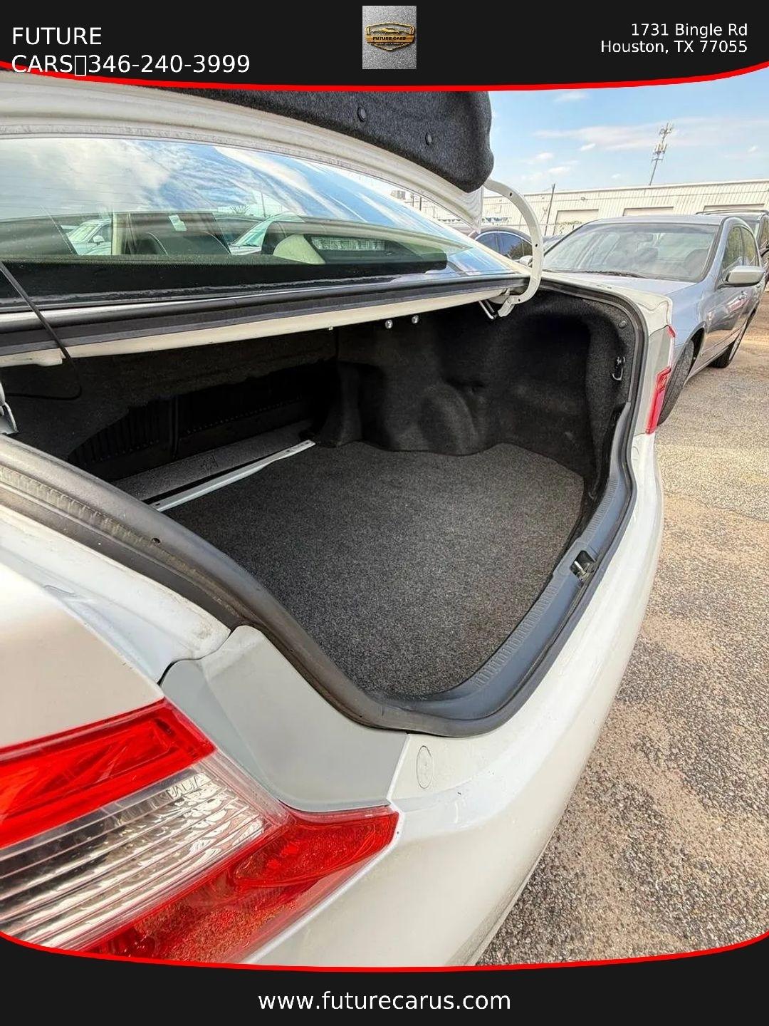 Toyota Camry  2012
