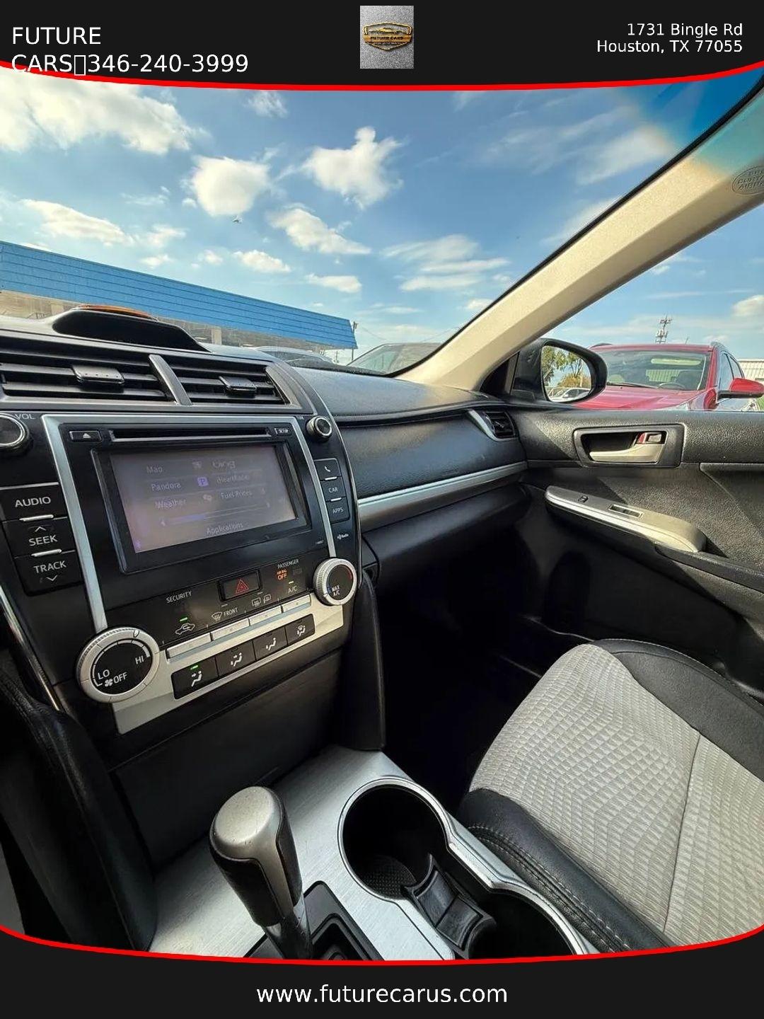 Toyota Camry  2012