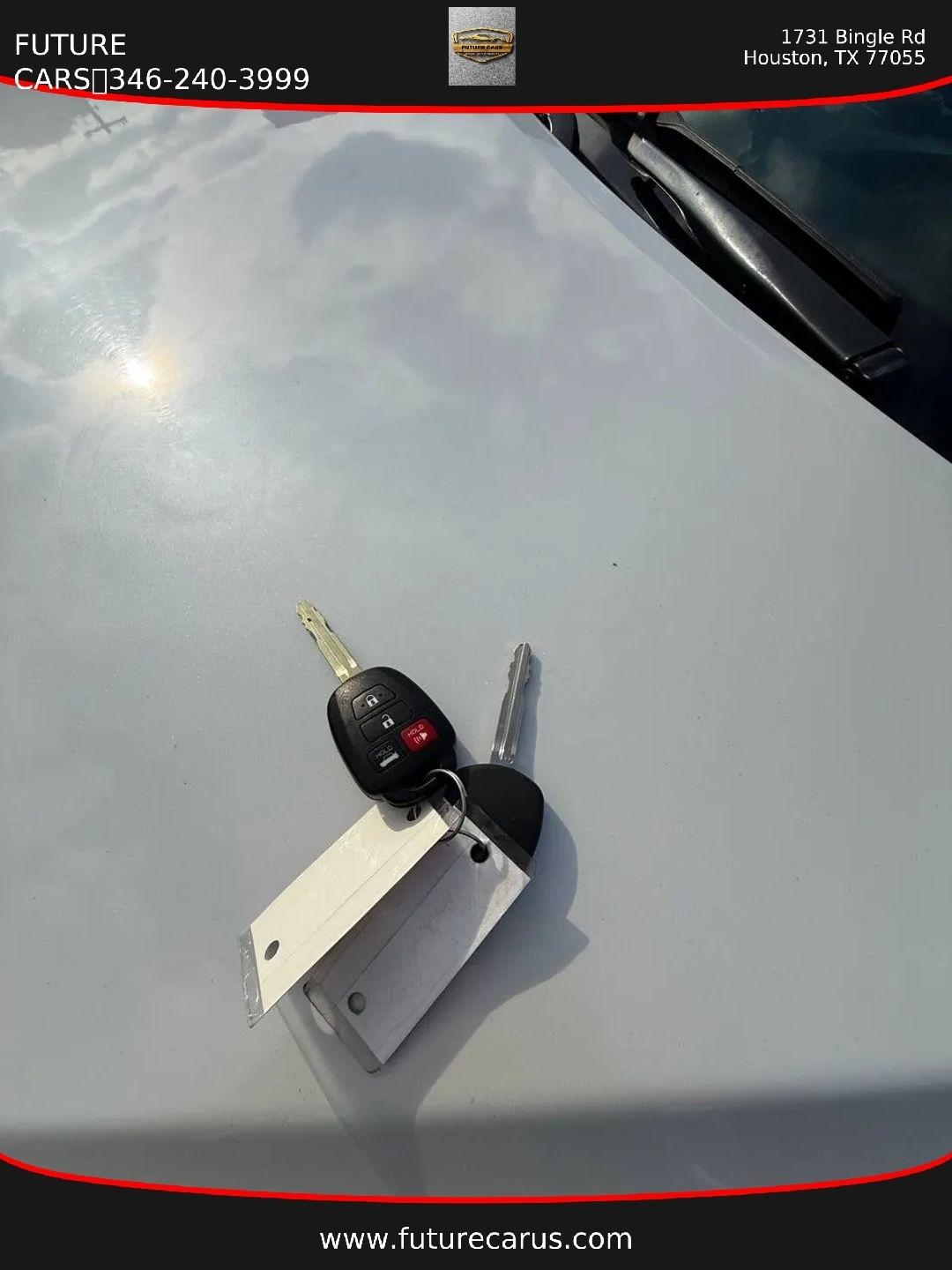 Toyota Camry  2012