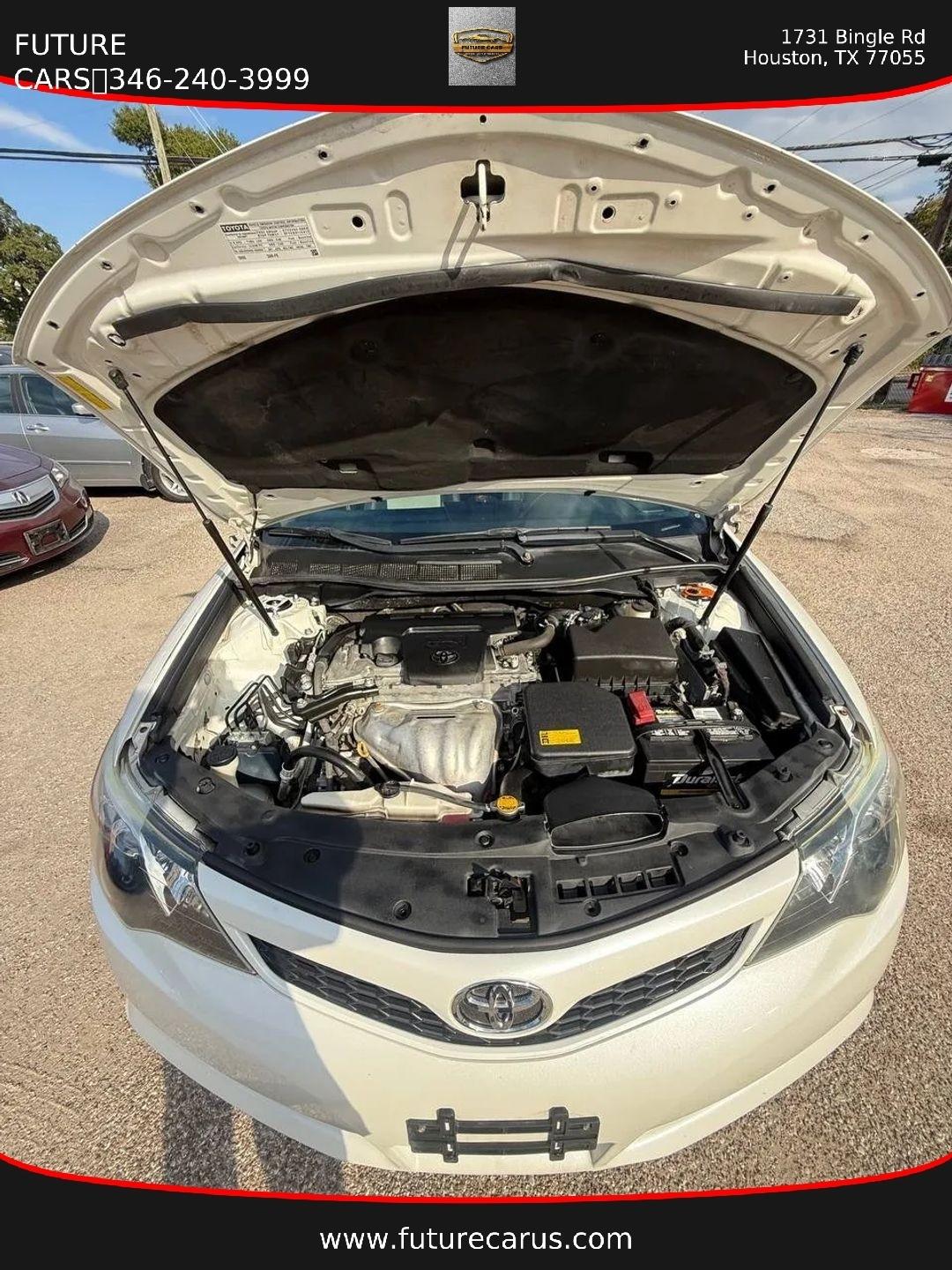 Toyota Camry  2012