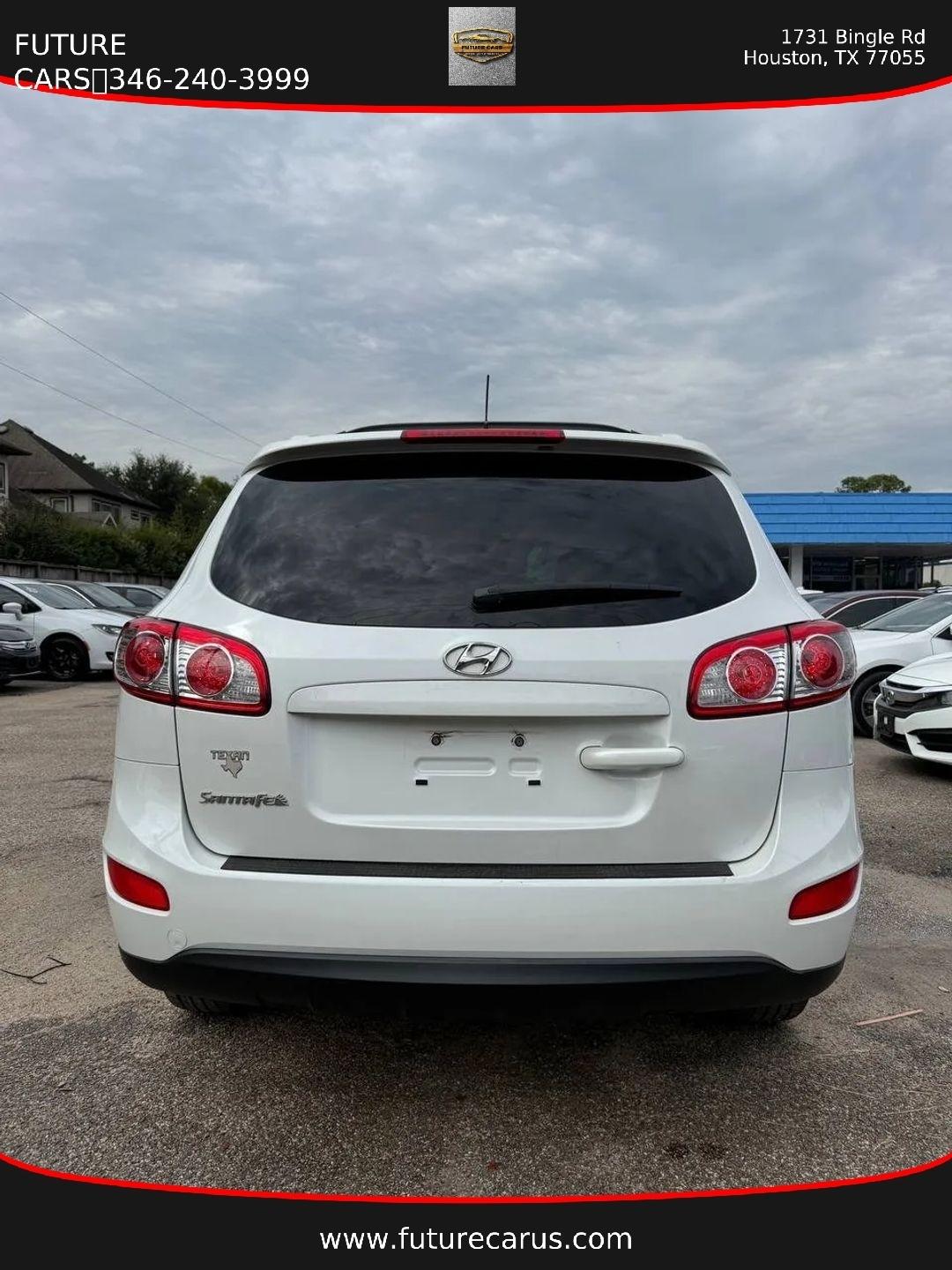 Hyundai Santa Fe  2012
