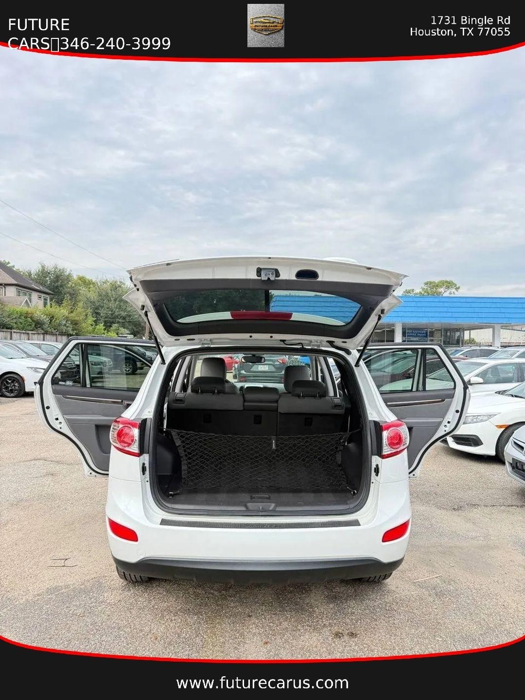 Hyundai Santa Fe  2012