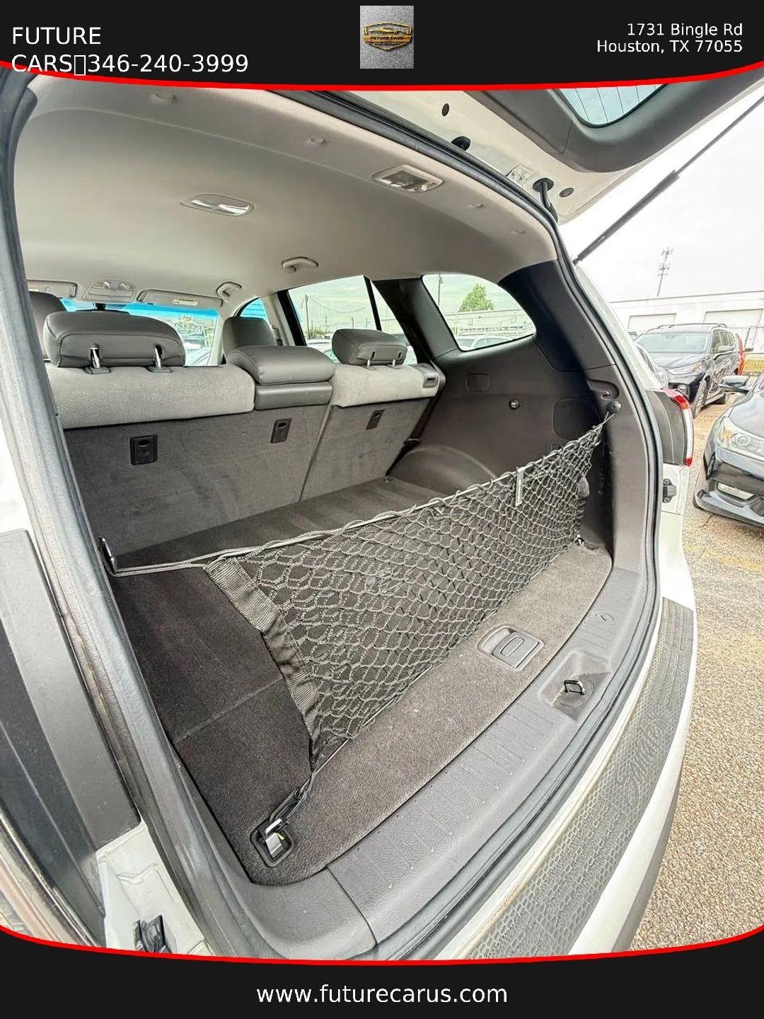 Hyundai Santa Fe  2012
