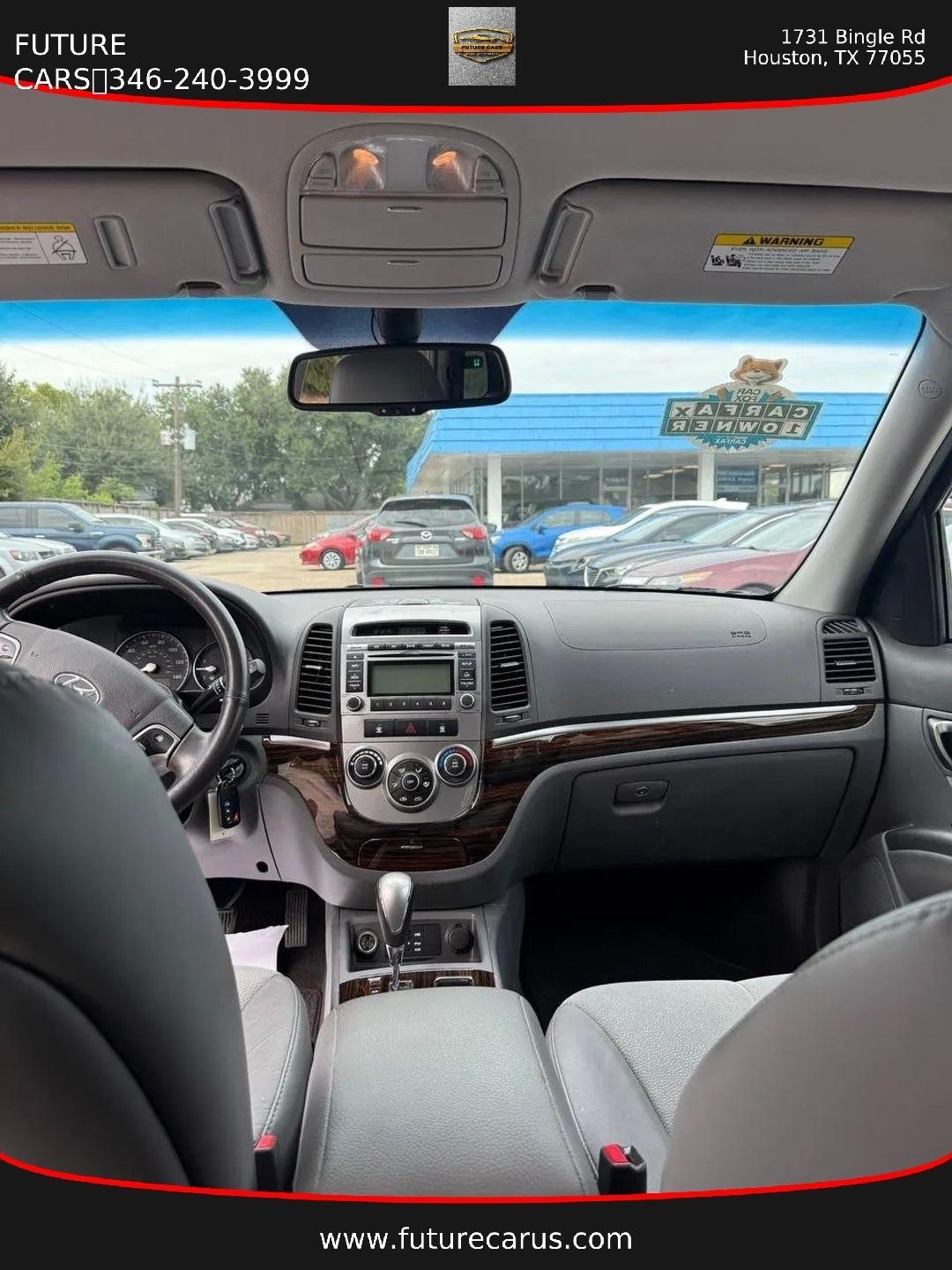 Hyundai Santa Fe  2012
