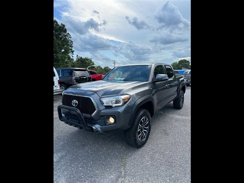 2017 Toyota Tacoma TRD Off Road Double Cab 5' Bed V6 4x2 AT (Natl)