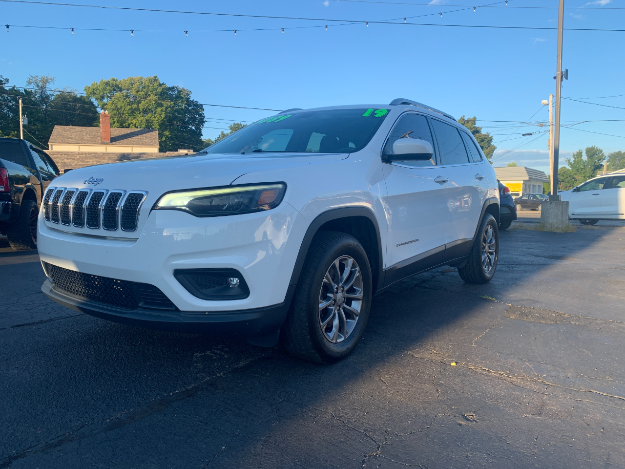 Jeep Cherokee 4WD 4dr Latitude 2019