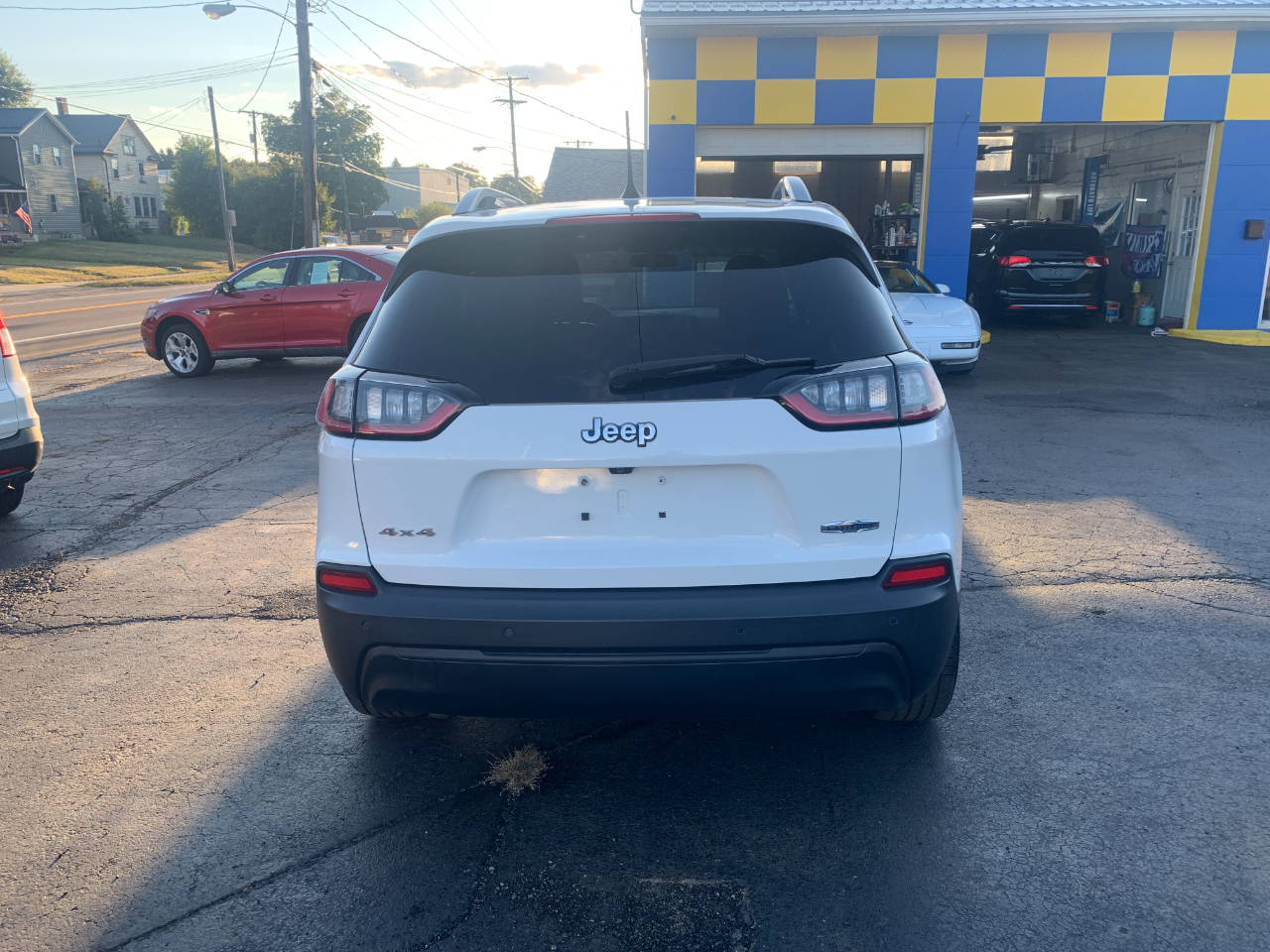 Jeep Cherokee 4WD 4dr Latitude 2019