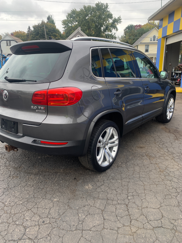 Volkswagen Tiguan 2WD 4dr Auto SE w/Sunroof & Nav *Ltd Avail* 2013