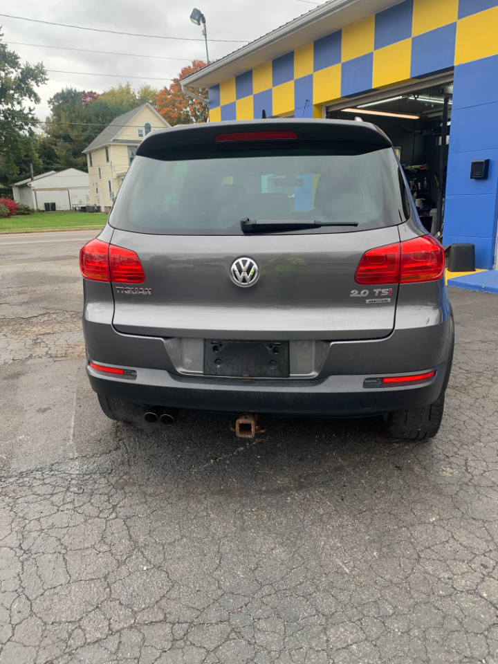 Volkswagen Tiguan 2WD 4dr Auto SE w/Sunroof & Nav *Ltd Avail* 2013