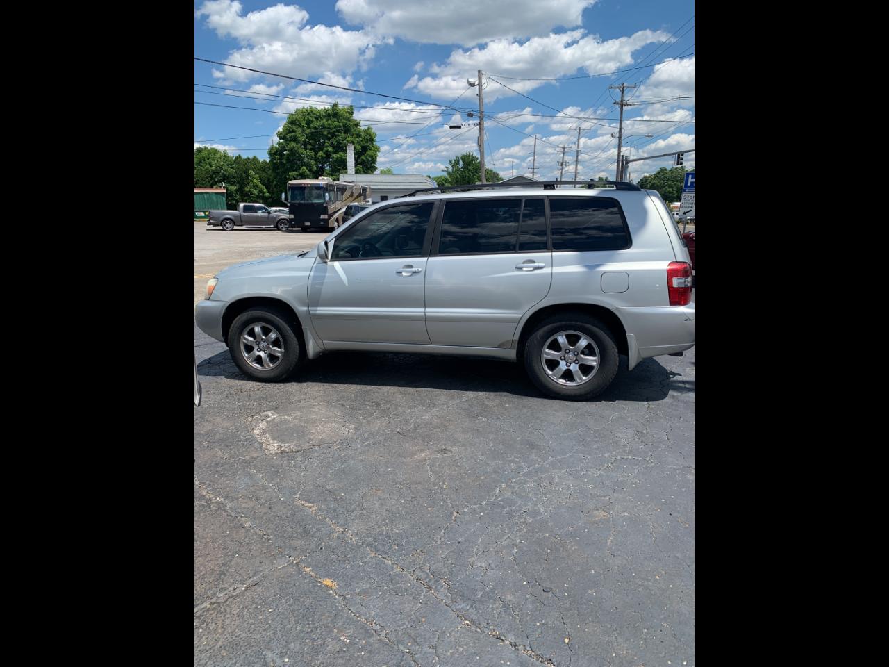 2004 Toyota Highlander Base