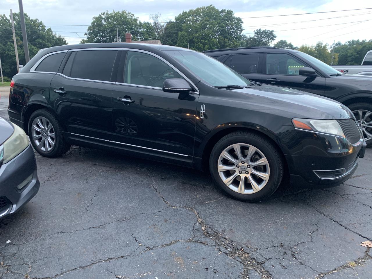 2014 Lincoln MKT 3.5L with EcoBoost AWD