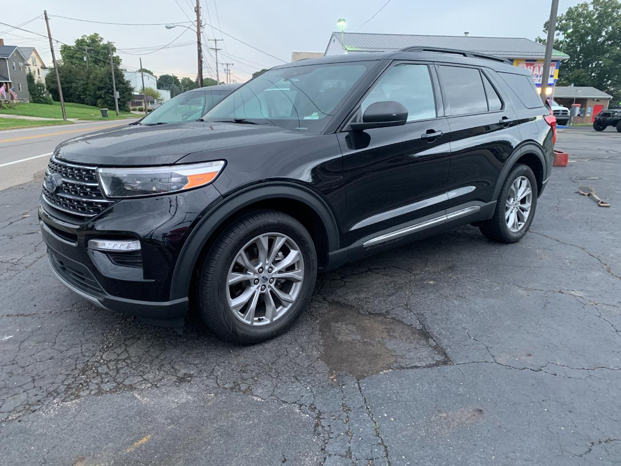 2020 Ford Explorer XLT AWD