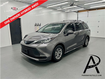 2021 Toyota Sienna LE 8-Passenger AWD