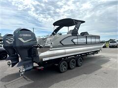 2022 Manitou Legacy 373 22ft Tritoon  2022 Manitou Legacy 373 22ft Tritoon