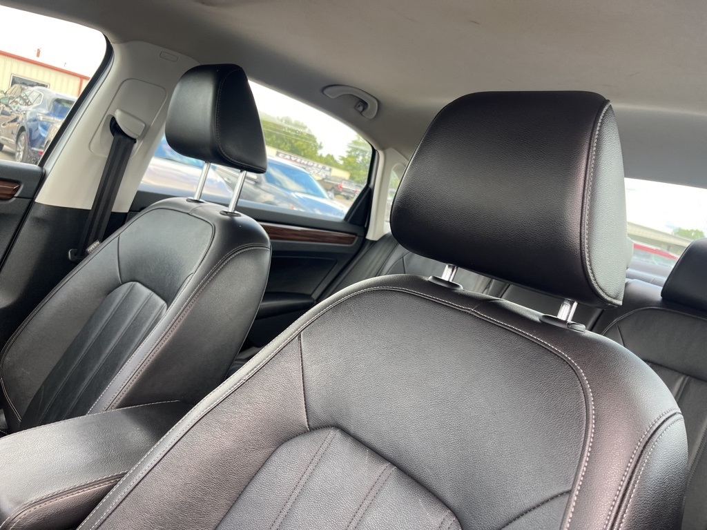 Volkswagen Passat  2020