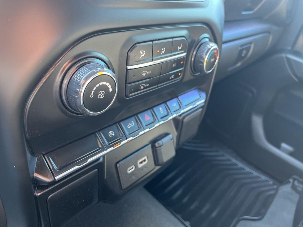 Chevrolet Silverado 1500 Limited  2022