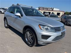 2016 Volkswagen Touareg  2016 Volkswagen Touareg