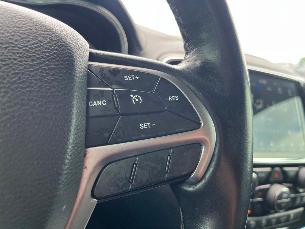 Jeep Grand Cherokee  2021