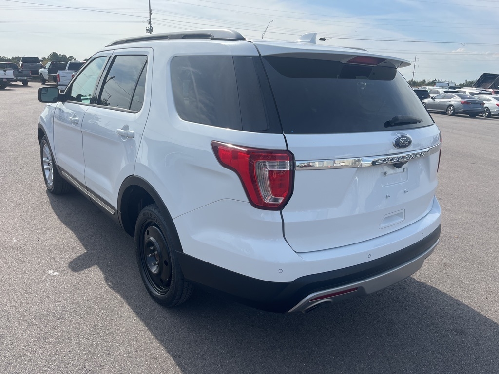 Ford Explorer  2016 Ford Explorer  2016