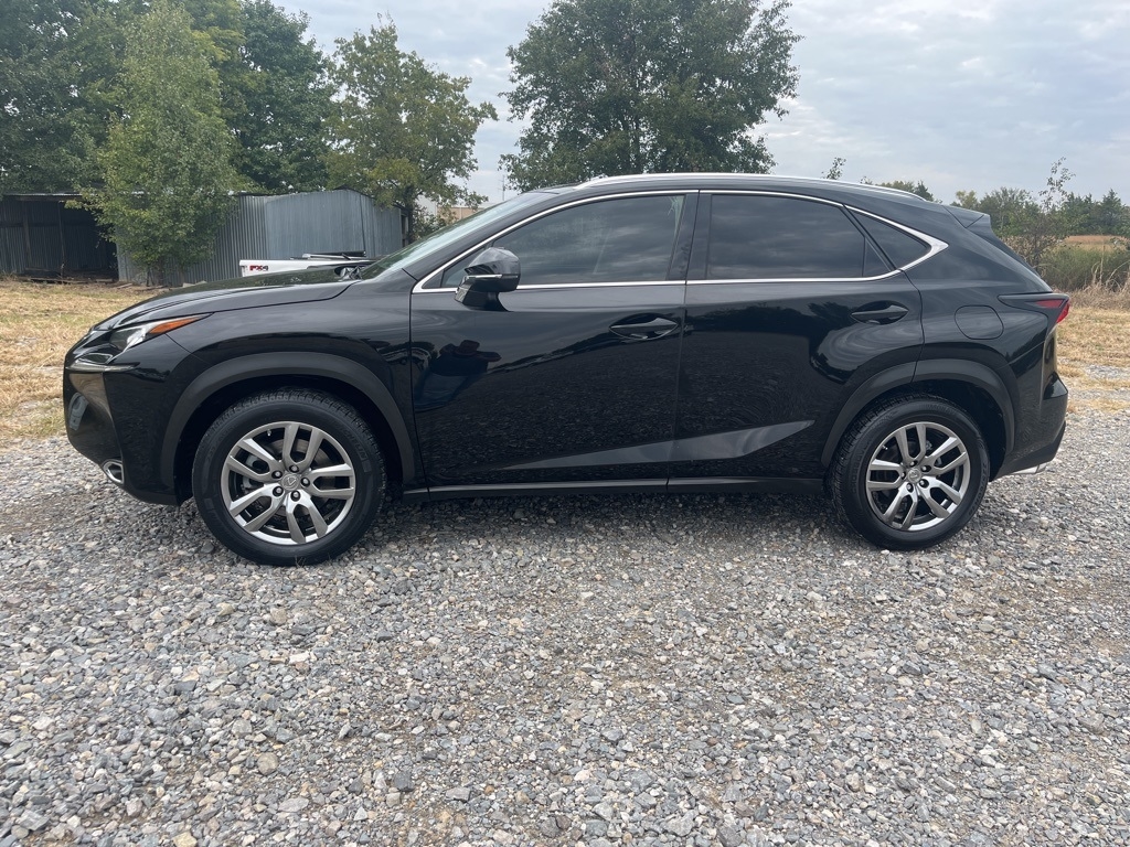 Lexus NX 200t  2015 Lexus NX 200t  2015
