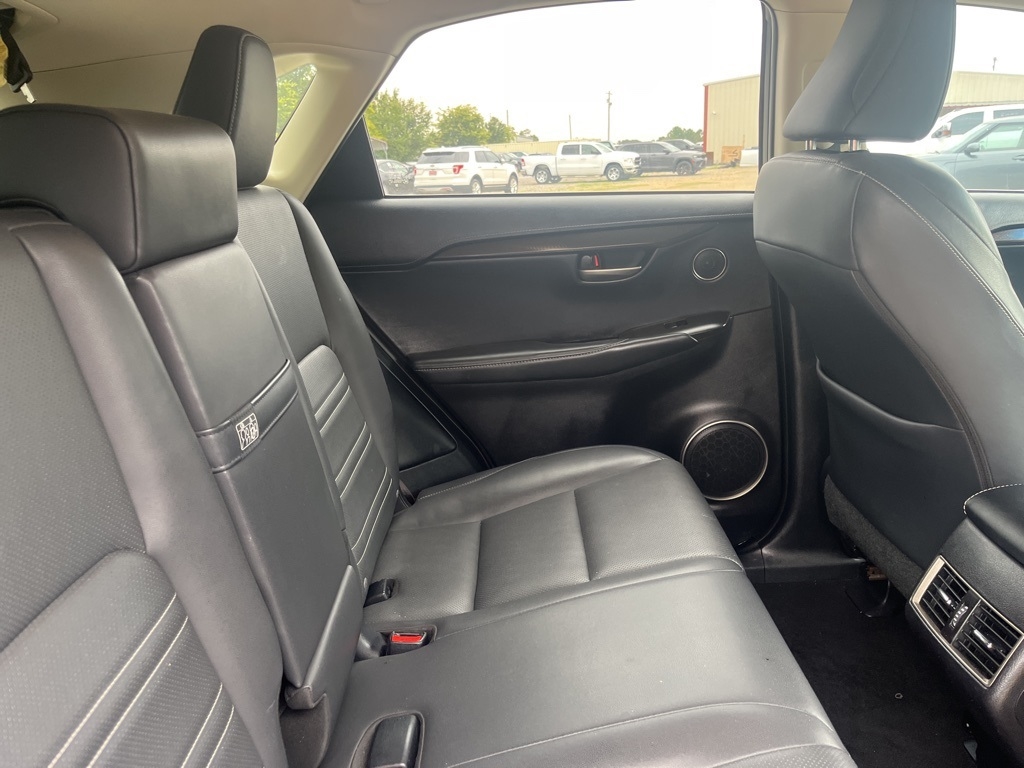 Lexus NX 200t  2015 Lexus NX 200t  2015