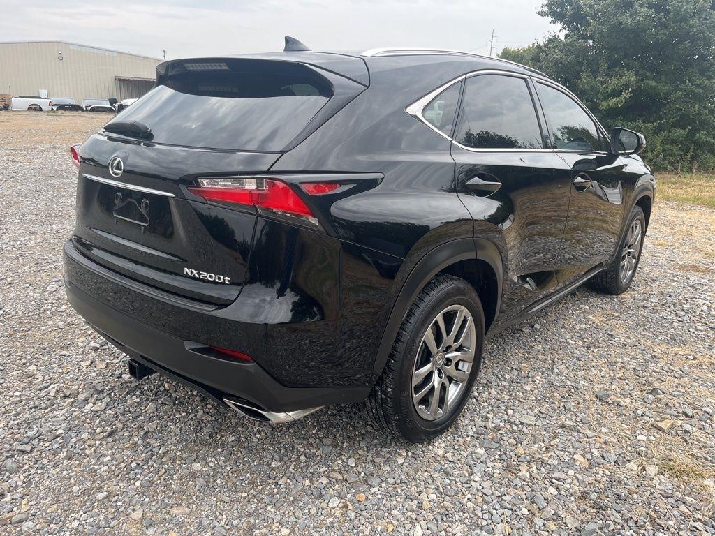 Lexus NX 200t  2015