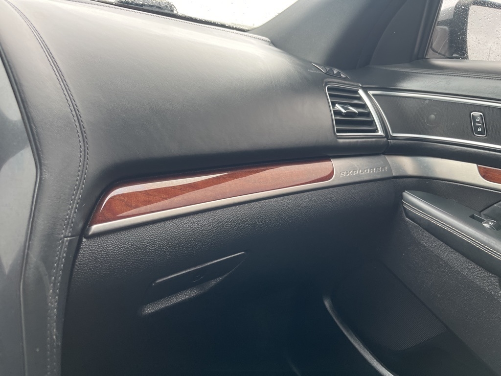 Ford Explorer  2018 Ford Explorer  2018