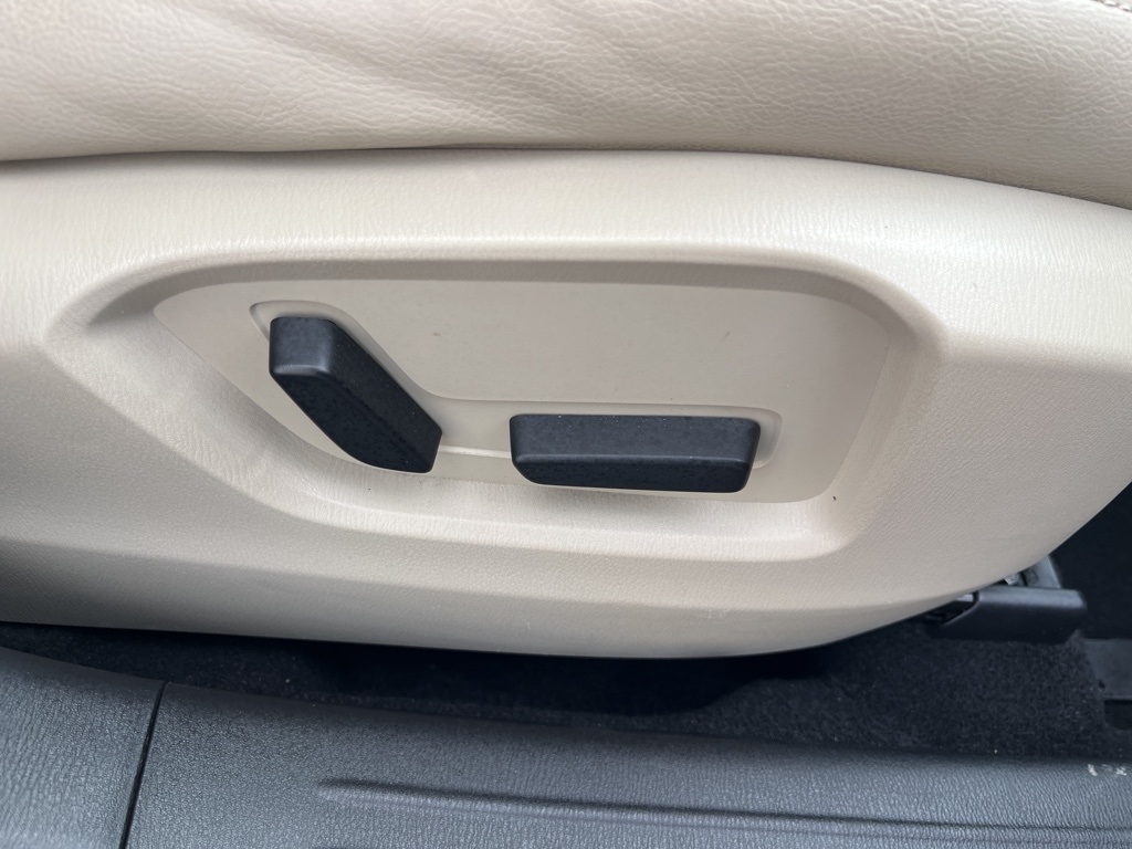 Mazda CX-9  2016 Mazda CX-9  2016