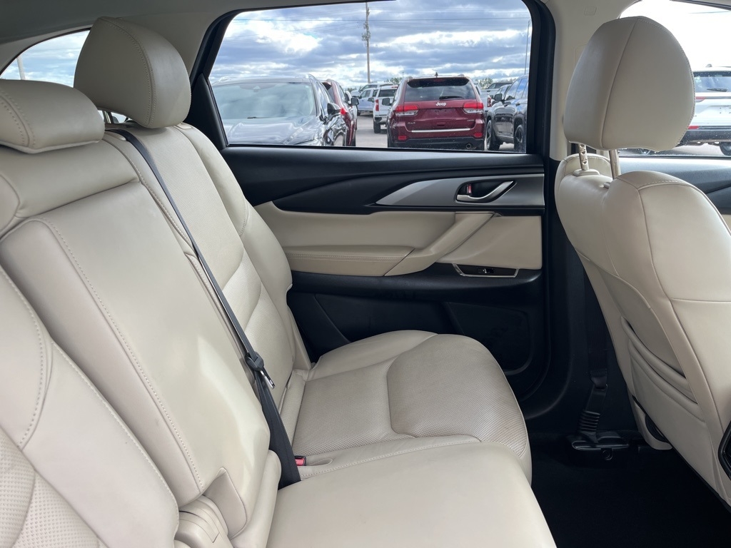 Mazda CX-9  2016 Mazda CX-9  2016