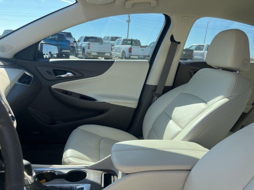 Chevrolet Malibu  2023