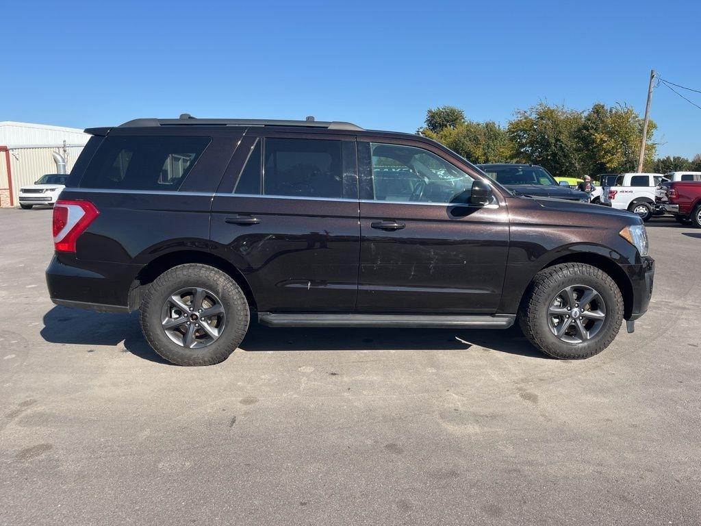 Ford Expedition  2021